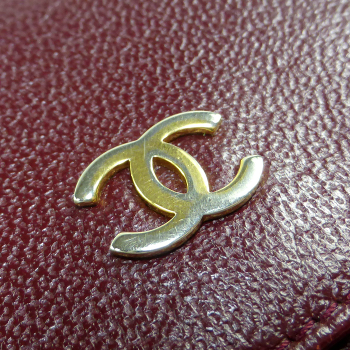 CHANEL（シャネル） Wホック ココマーク レザー コンパクト 三つ折り