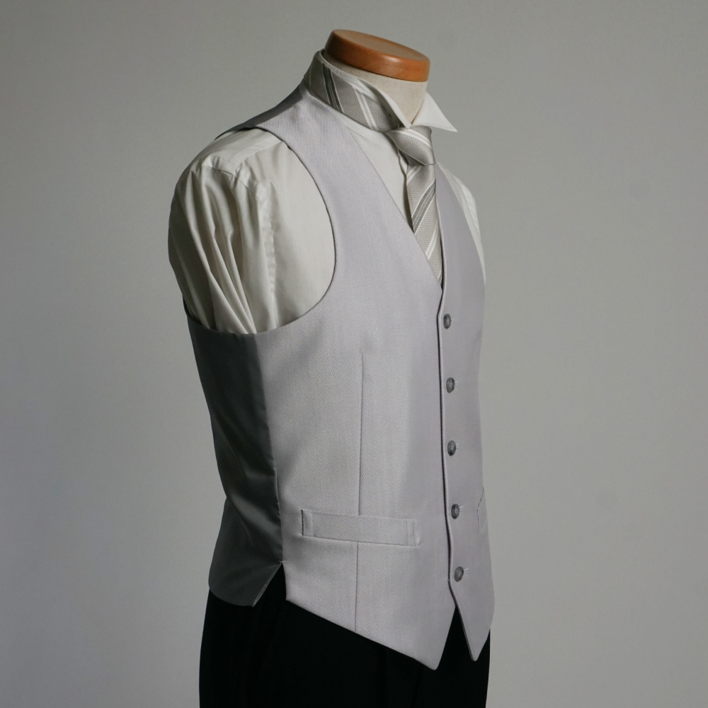 フォーマルベスト メンズ シルバーグレー 光沢感有り 日本製 ウール50