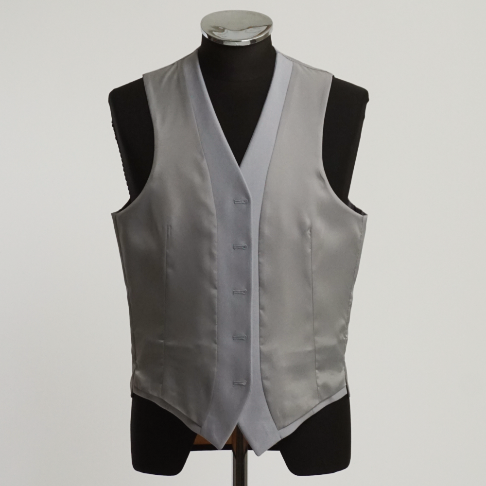 フォーマルベスト メンズ シルバーグレー 5ボタン ウール100%前身頃