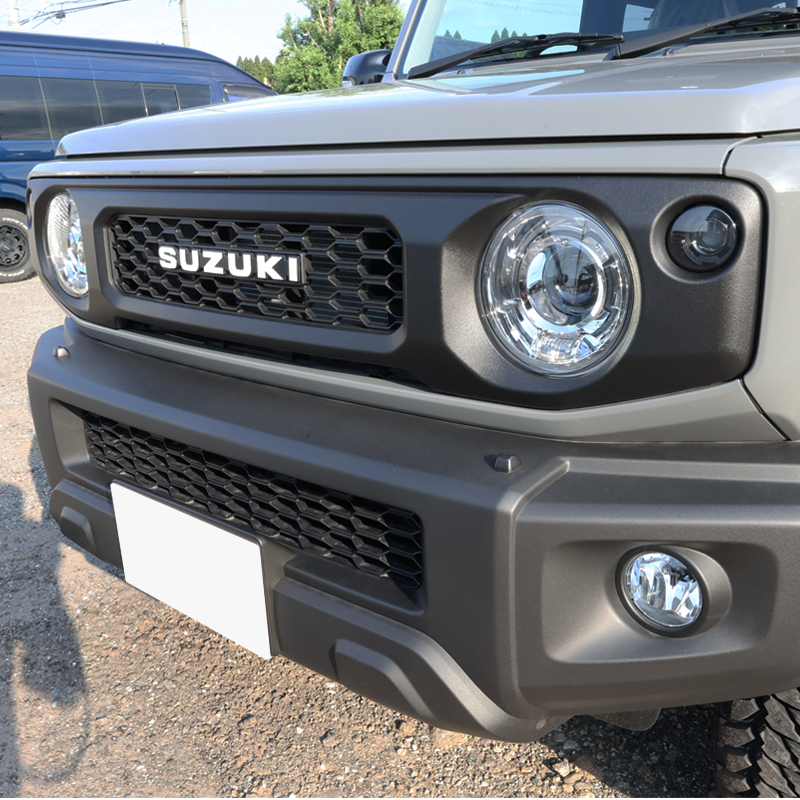 ジムニー フロントグリル　エンブレム付 ジムニー JB64 ジムニーシエラ JB74 ジムニーノマド JC74 フロント