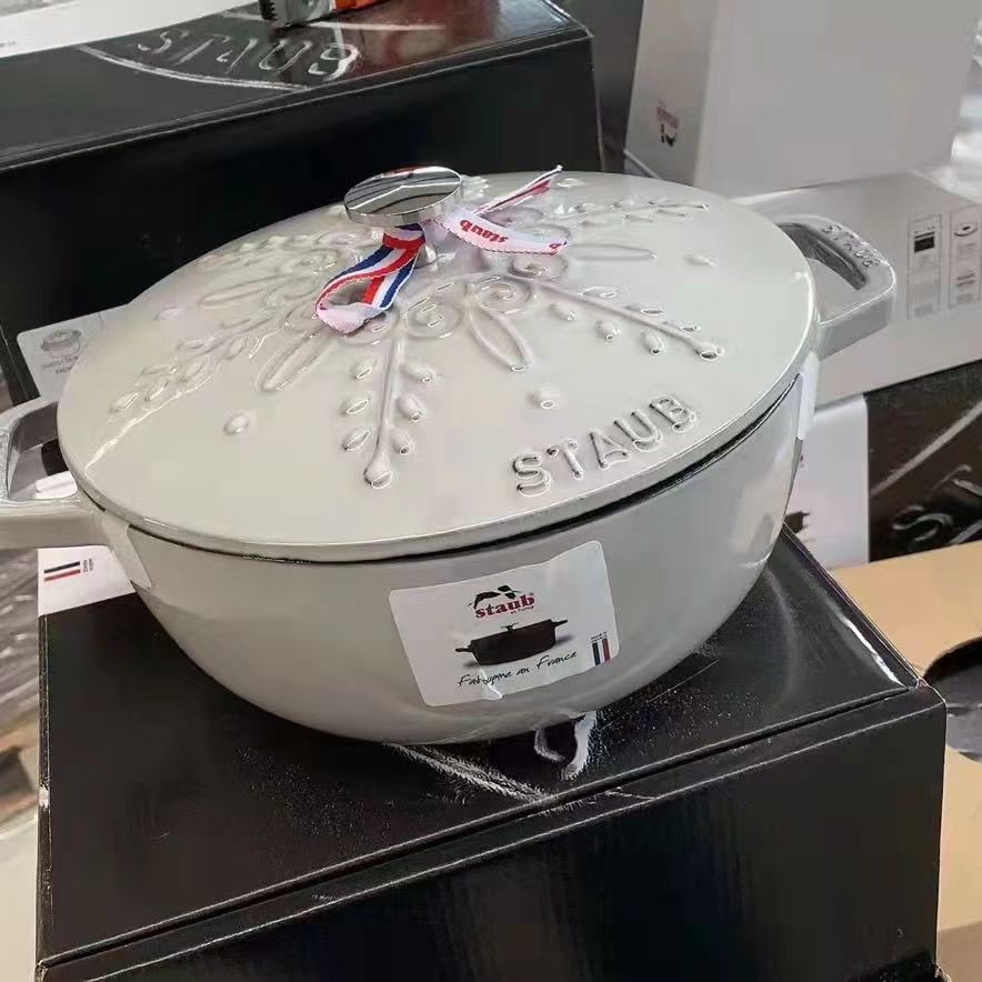 staub 大人気 土鍋 ストウブ鍋 両手鍋 24cm ココットラウンド ホーロー