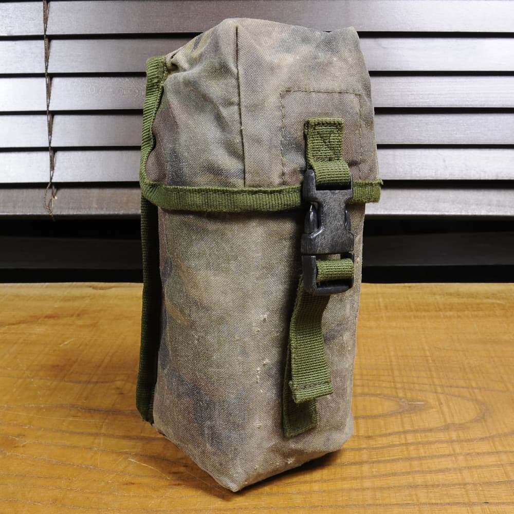 ドイツ軍放出品 パイロットバッグ 85L 大型 [ 破損あり ] ドイツ連邦軍