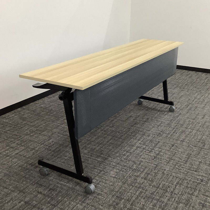 中古 ミーティングテーブル アイリスチトセ 折り畳み ナチュラル 幅180cm 地域限定送料無料 50-1FT89ZA