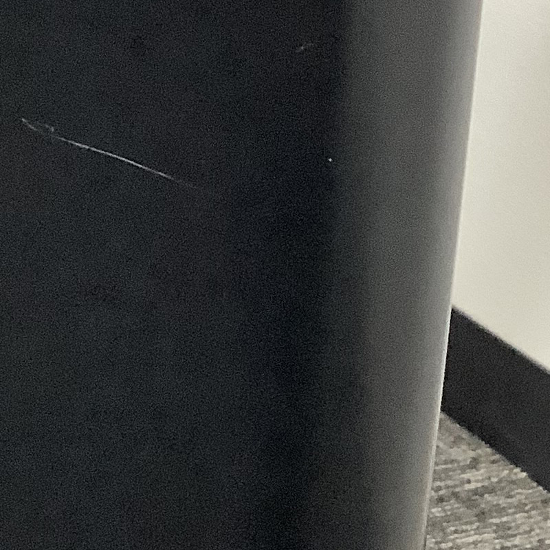 中古 スクエアテーブル オカムラ 幅120cm ナチュラル 木目 2022年製 地域限定送料無料 51-1T0992A