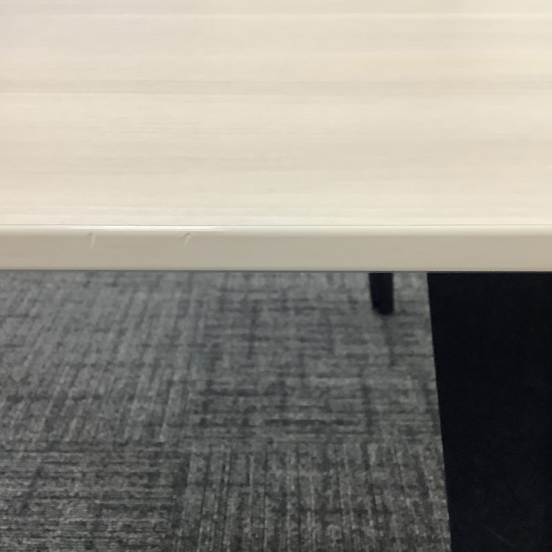 中古 スクエアテーブル オカムラ 幅120cm ナチュラル 木目 2022年製 地域限定送料無料 51-1T0992A