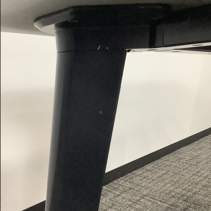 中古 スクエアテーブル オカムラ 幅120cm ナチュラル 木目 2022年製 地域限定送料無料 51-1T0992A