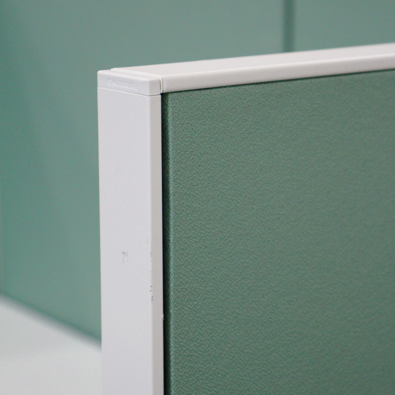 中古 デスク・パーテーションセット 1人用 幅1600 高さ1300グリーン オカムラ 要組立商品(組立対応は関東近郊のみ) 地域限定送料無料 | オカムラ | 05