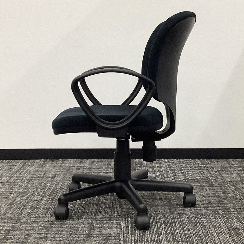 中古 オフィスチェア 10脚セット PLUS 肘付 プロップシリーズ 黒 地域 