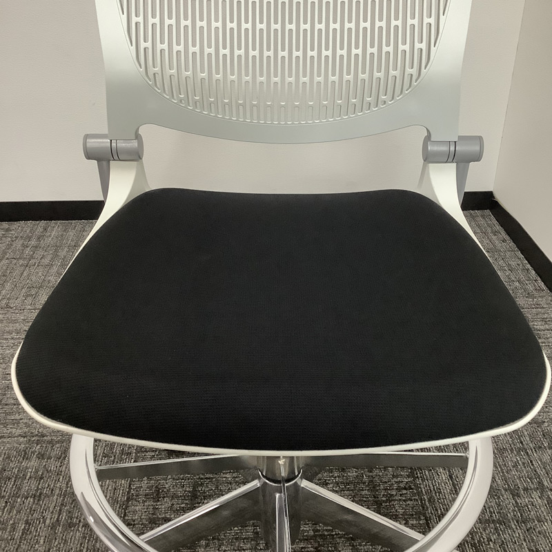 オカムラ（okamura） 中古 オフィスチェア 2脚セット グラータ ハイ 