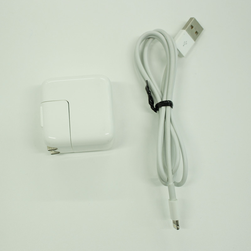 中古 USB電源アダプタ12W+ライトニングケーブル Apple 純正品 充電器 充電 iPad iPhone USB電源 送料無料 82-5R50105E