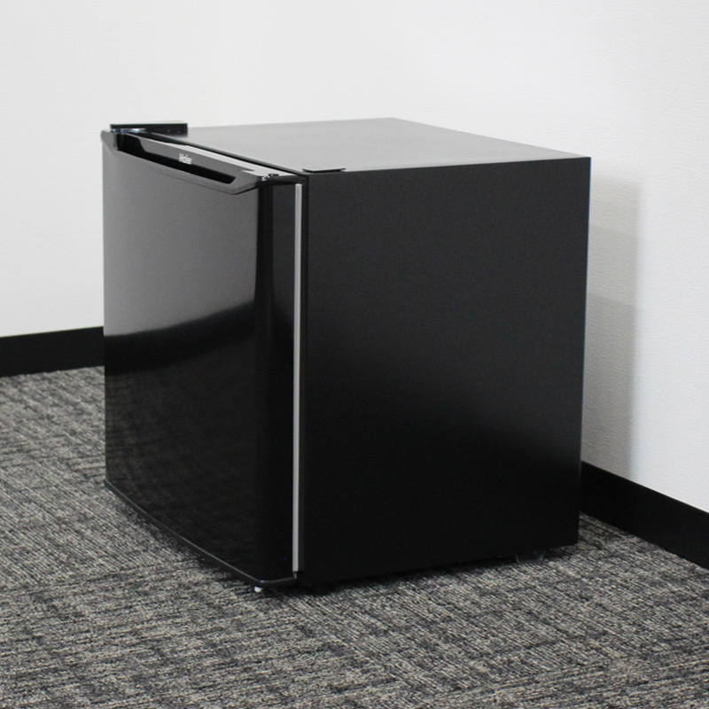 新古品 新品 1ドア冷蔵庫 ハイアール40Lブラック左開き 2台目 寝室 客間 ホテル ゲストルーム  送料無料 未使用品