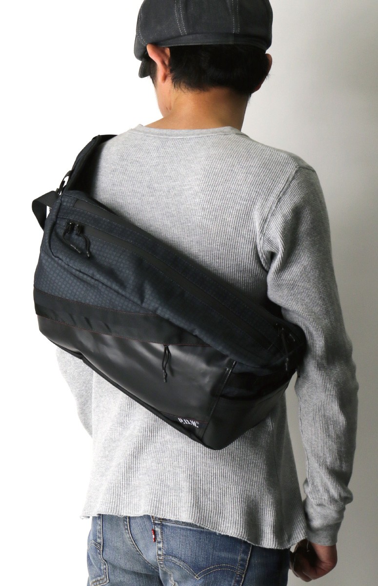 AVIREX P.D.W. ビッグ ウェストバッグ アビレックス) AVIREX アヴィレックス P.D.W.シリーズ PDW