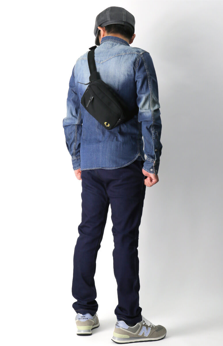 FRED PERRY (フレッドペリー) ピケ クロス ボディバッグ