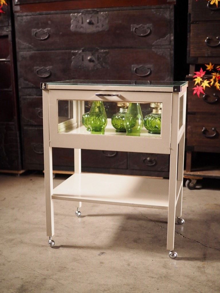 ヴィンテージキャスターガラスショーケース 1970-80年代　古録展 送料別 Hサイズ　中古 品番S9585