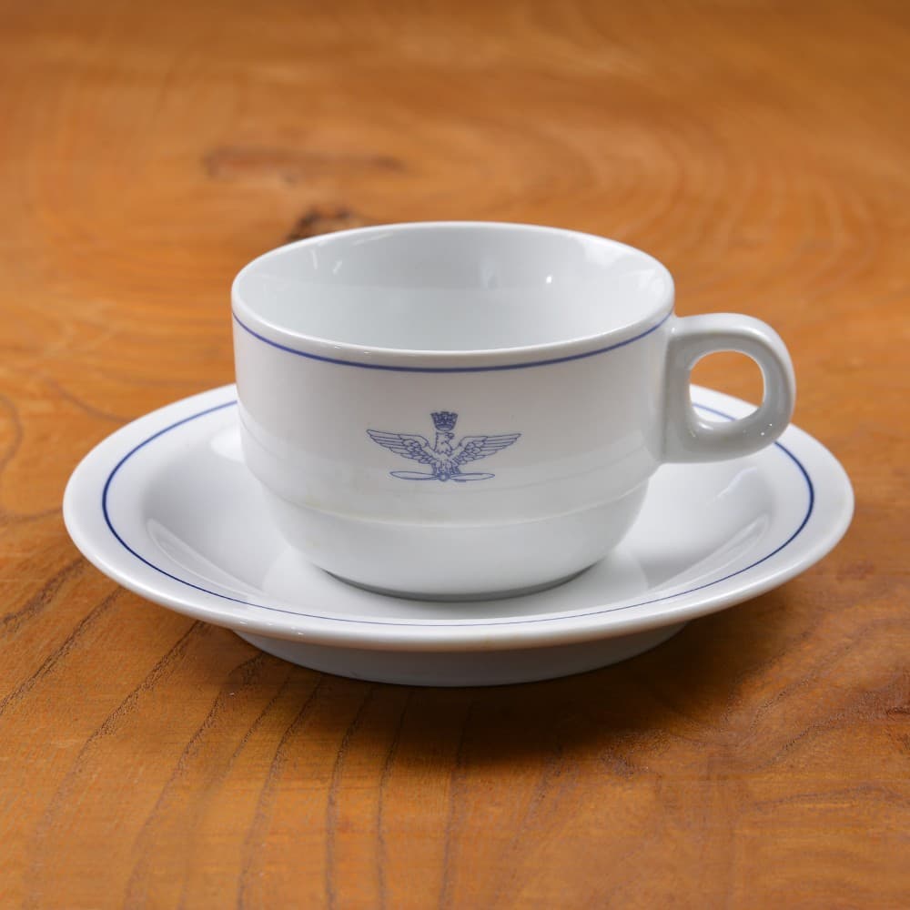チェコ軍放出品 吸い飲み器 ホーロー製 フィーディングカップ [ デッド