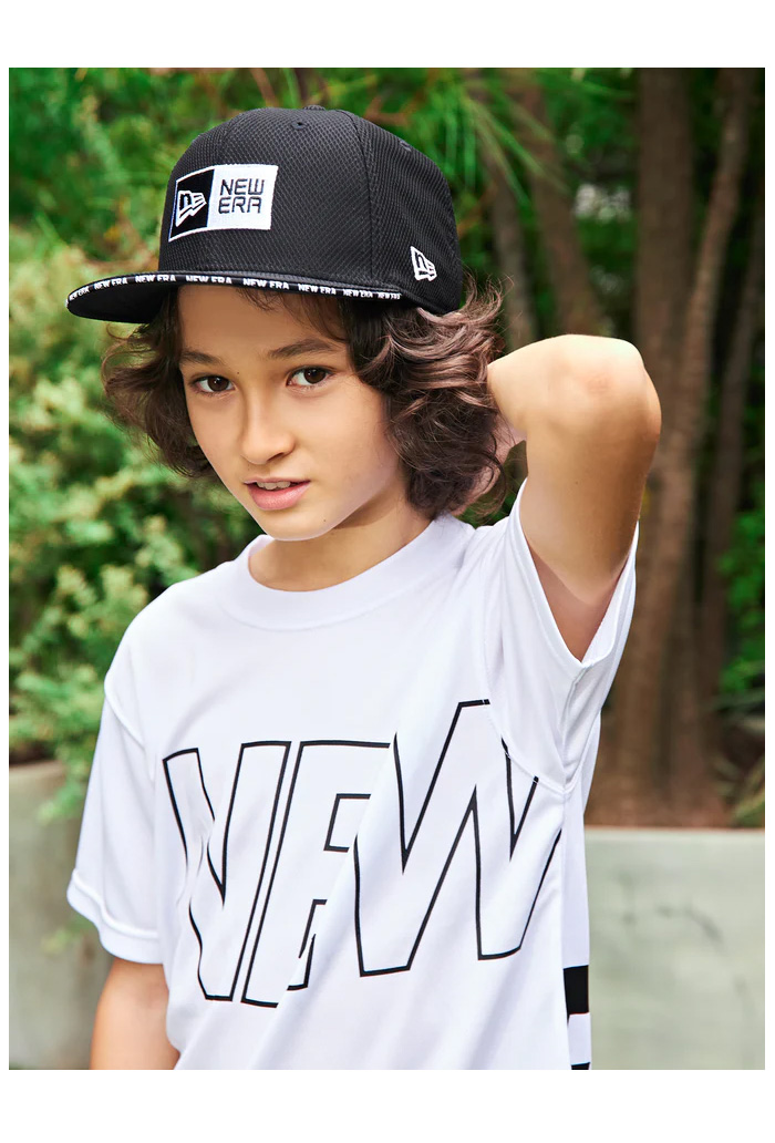 NEW ERA ニューエラ Youth キッズ テック Tシャツ All Over ビッグロゴ