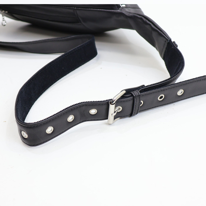Schott N.Y.C（ショット） Schott パデッド レザー ボディバッグ 牛革