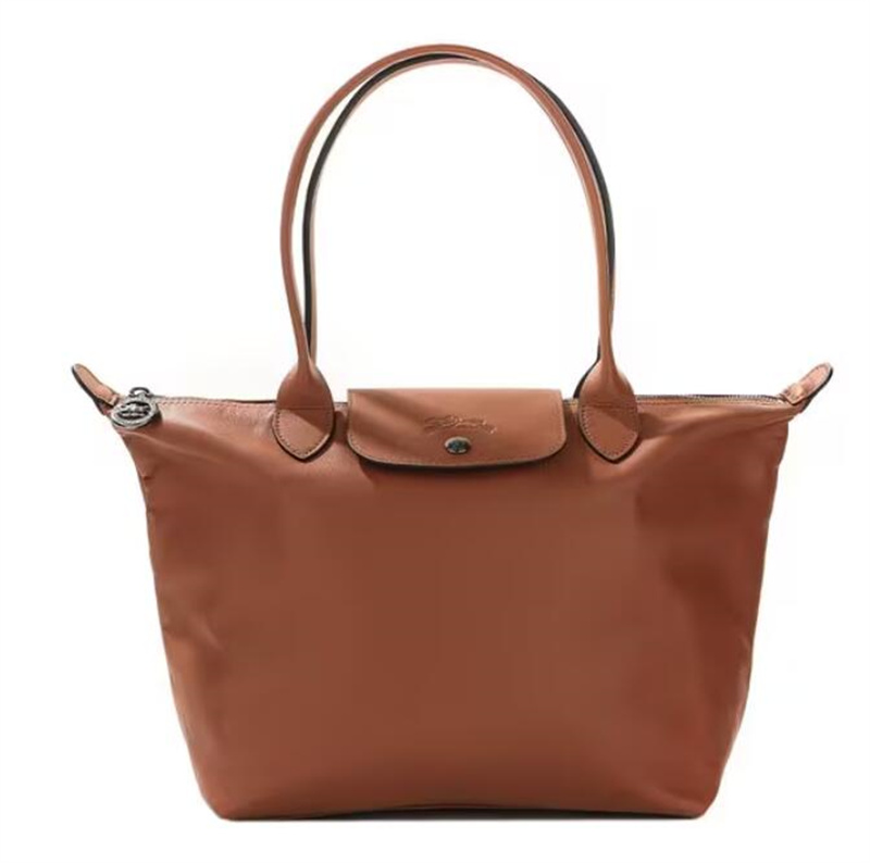 2605987-3.jpg?size=n