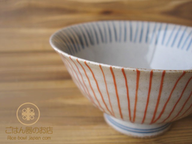 赤と白のストライプ茶碗 zho-016_sn.jpg
