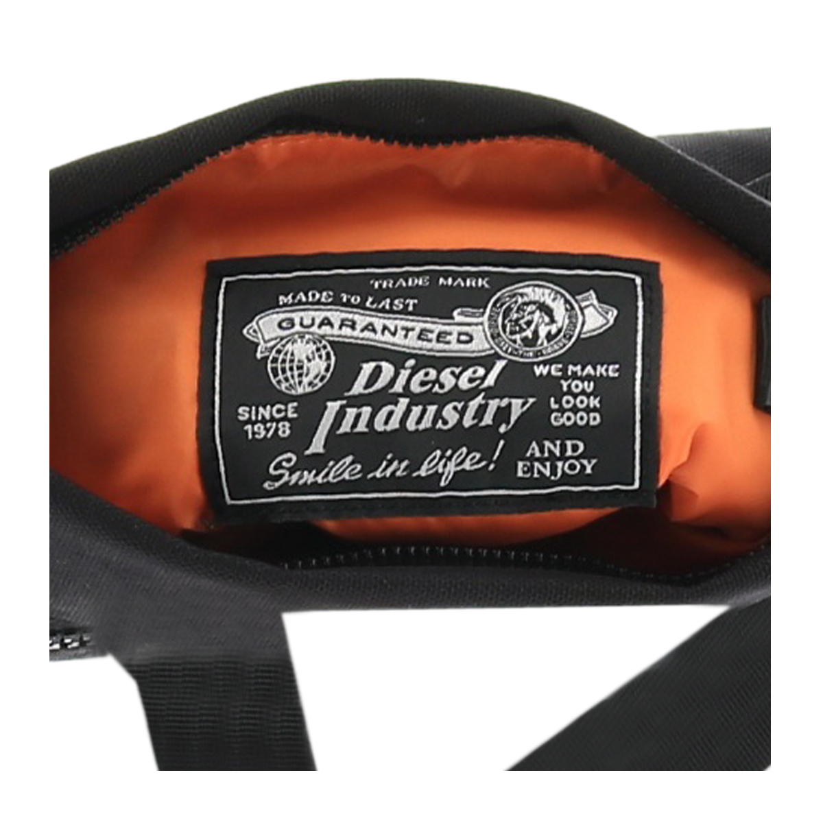 DIESEL ディーゼル ショルダーバッグ URBHANITY メンズ X05894