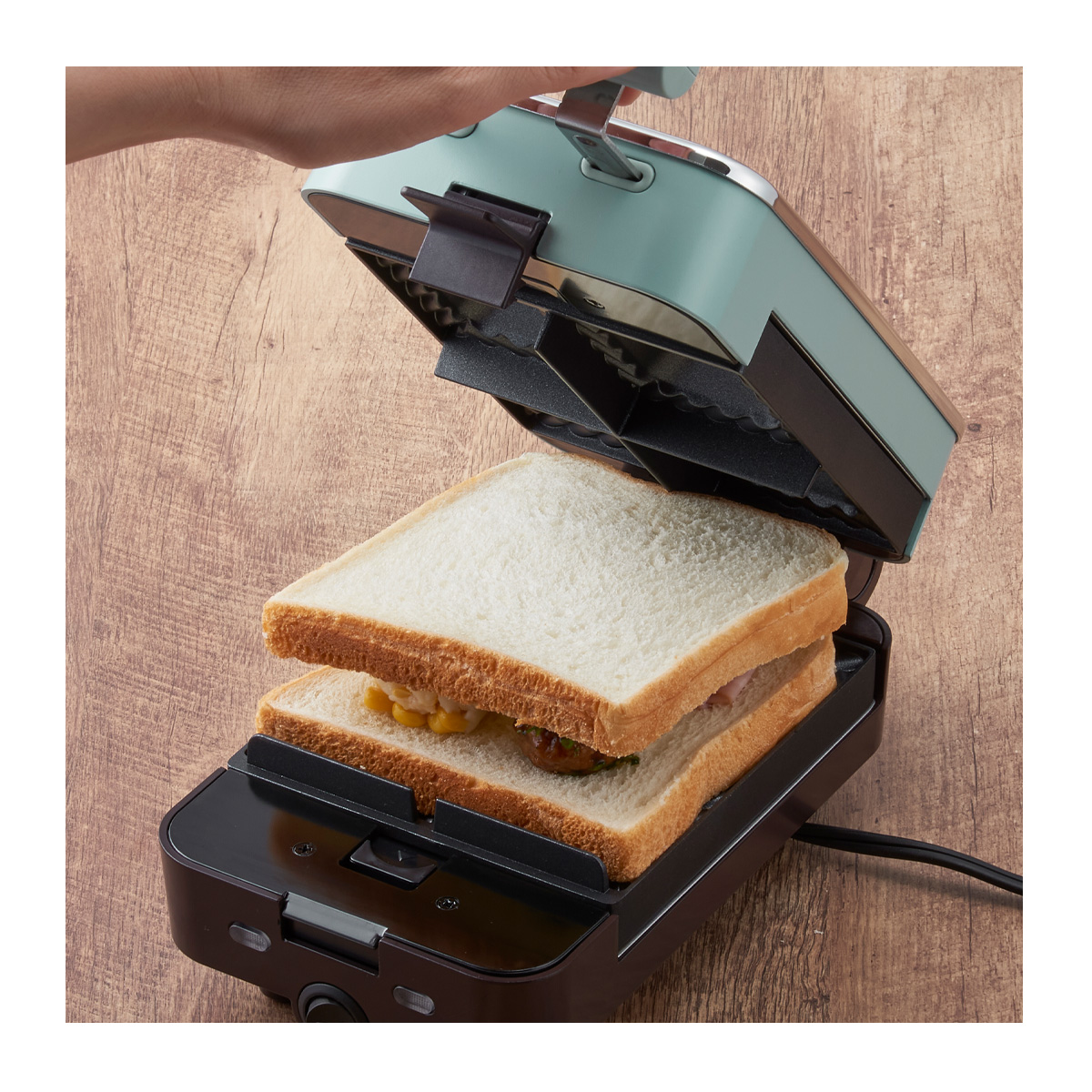 Toffy トフィー クォーター ホットサンドメーカー K-HS6 食パン 1枚