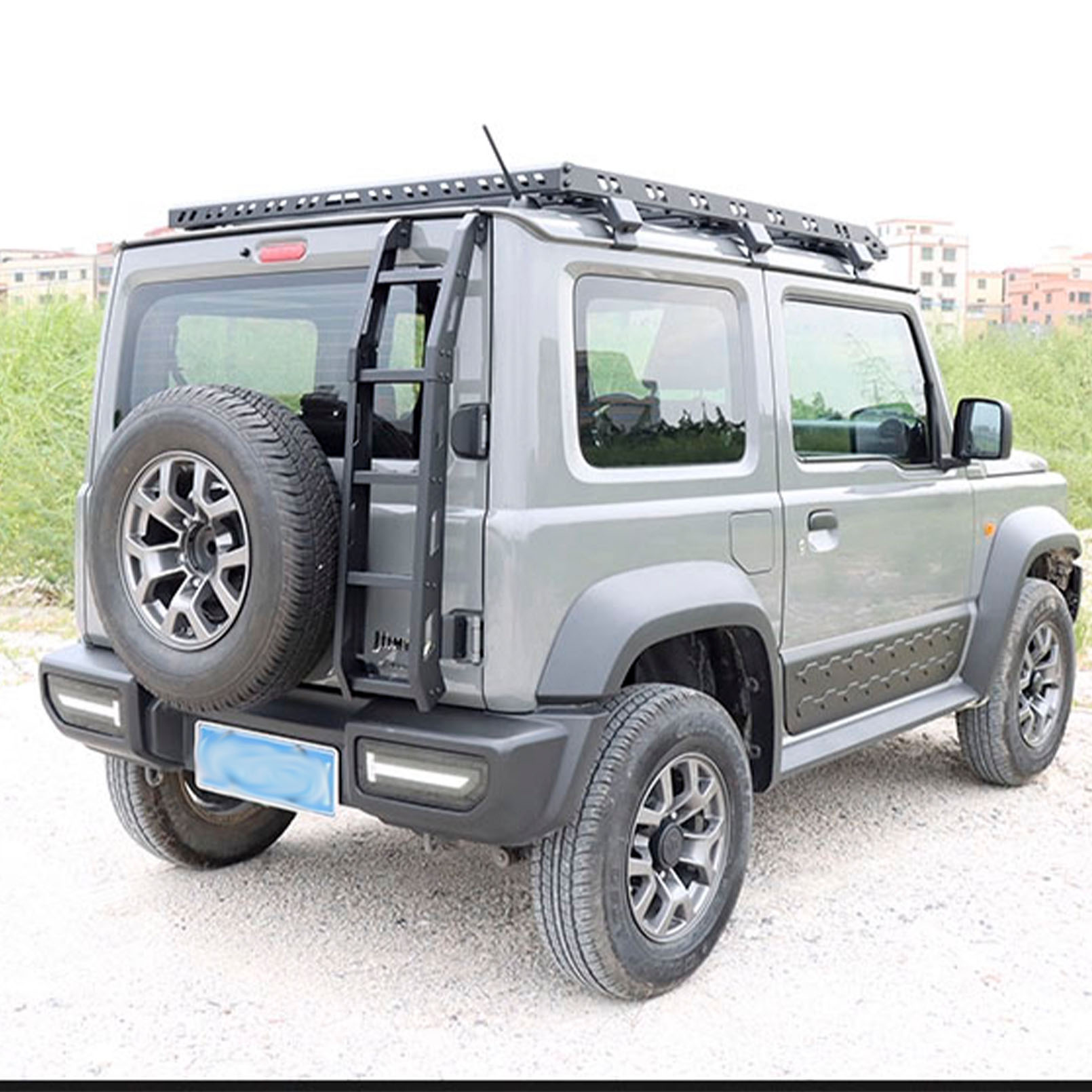 人気車種のジムニー､シエラ、ノマド‼️リア‼ハシゴ‼️ ジムニーノマド 5ドア ジムニーシエラ ジムニー JB64 JB74 JC74 アルミ