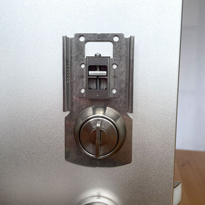 スマートロック 玄関 後付け 賃貸 SADIOT LOCK サディオロック専用プレート 黒 白 穴あけ不要 賃貸物件 |  | 12