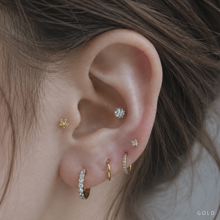 凛 RIN 軟骨ピアス 16G ボディピアス 花 フラワー 小さい プチ