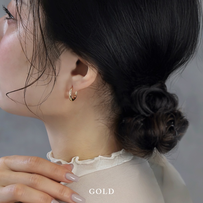 新品　18金　フリンジピアス 1.jpg