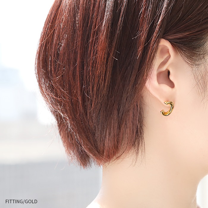 凛 RIN ピアス レディース 18金 18Kコーティング C形 カーブ チタン