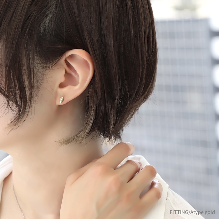 凛 RIN ピアス レディース チタンポスト ビーンズ シンプル バー