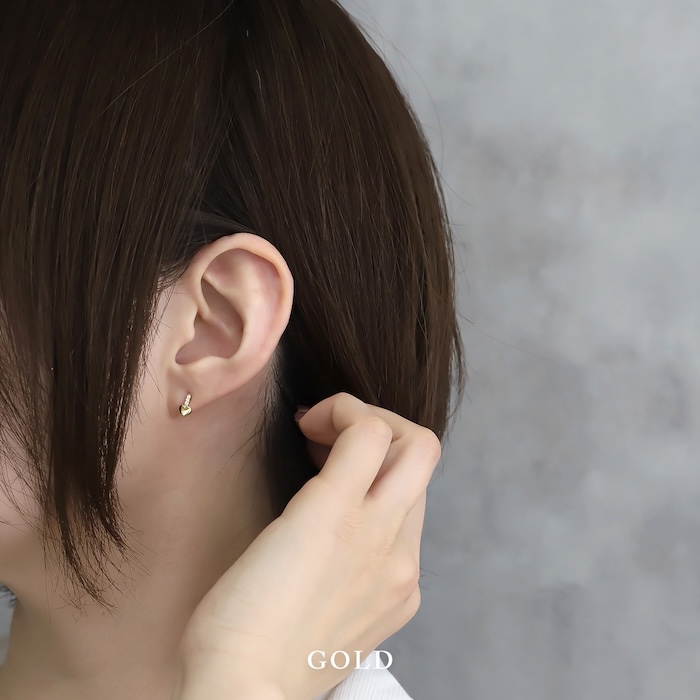 ピアス 小さい レディース ハート チタン 18Kコーティング 18金 バー 小ぶりピアス 『両耳用・2個セット』 | 凛 RIN | 05