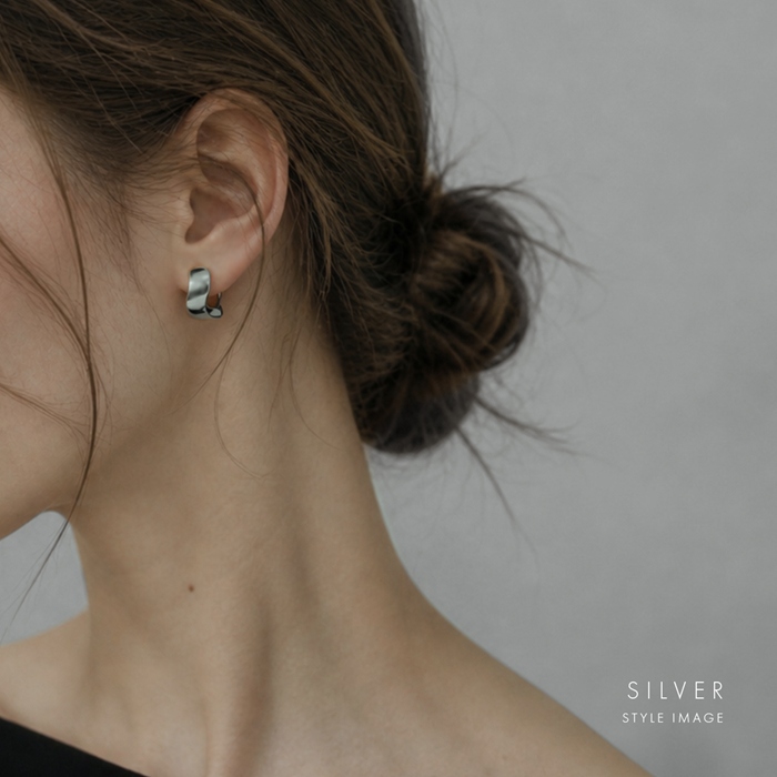 フープ ピアス リング レディース キャッチレス 18K シンメトリー S字 左右対称 中折れ ワンタッチ 『両耳用・2個セット』 | 凛 RIN | 04