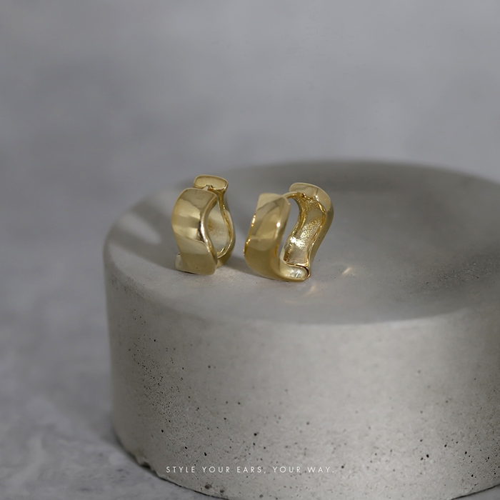 フープ ピアス リング レディース キャッチレス 18K シンメトリー S字 左右対称 中折れ ワンタッチ 『両耳用・2個セット』 | 凛 RIN | 08