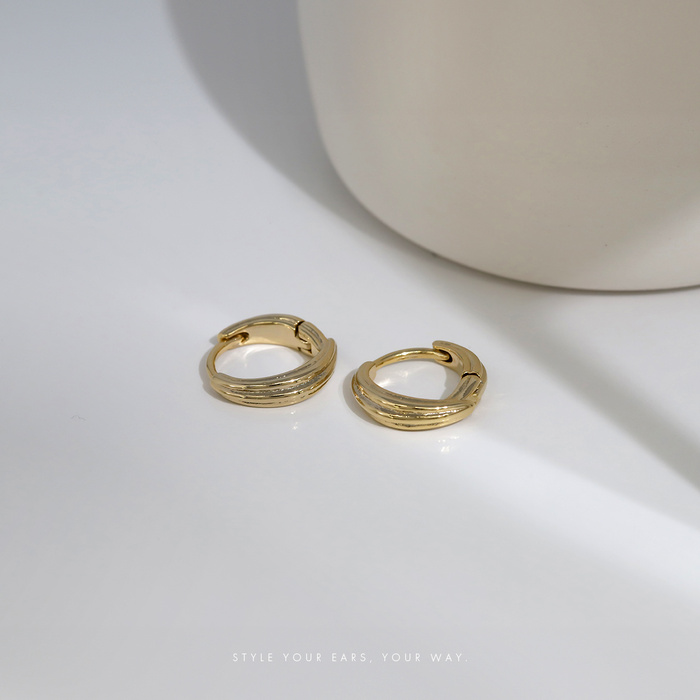 フープ リング ピアス レディース ワンタッチ キャッチレス 18K シンメトリー シンプル 中折れ 【両耳用・2個セット】 | 凛 RIN | 08