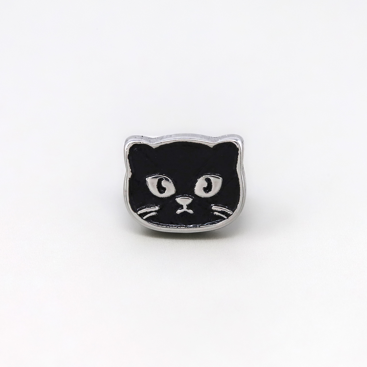 軟骨ピアス 16G ボディピアス 猫 ねこ ネコ 金属アレルギー対応 つけっぱなし 個性的 サージカルステンレス 片耳用 | 凛 RIN | 02
