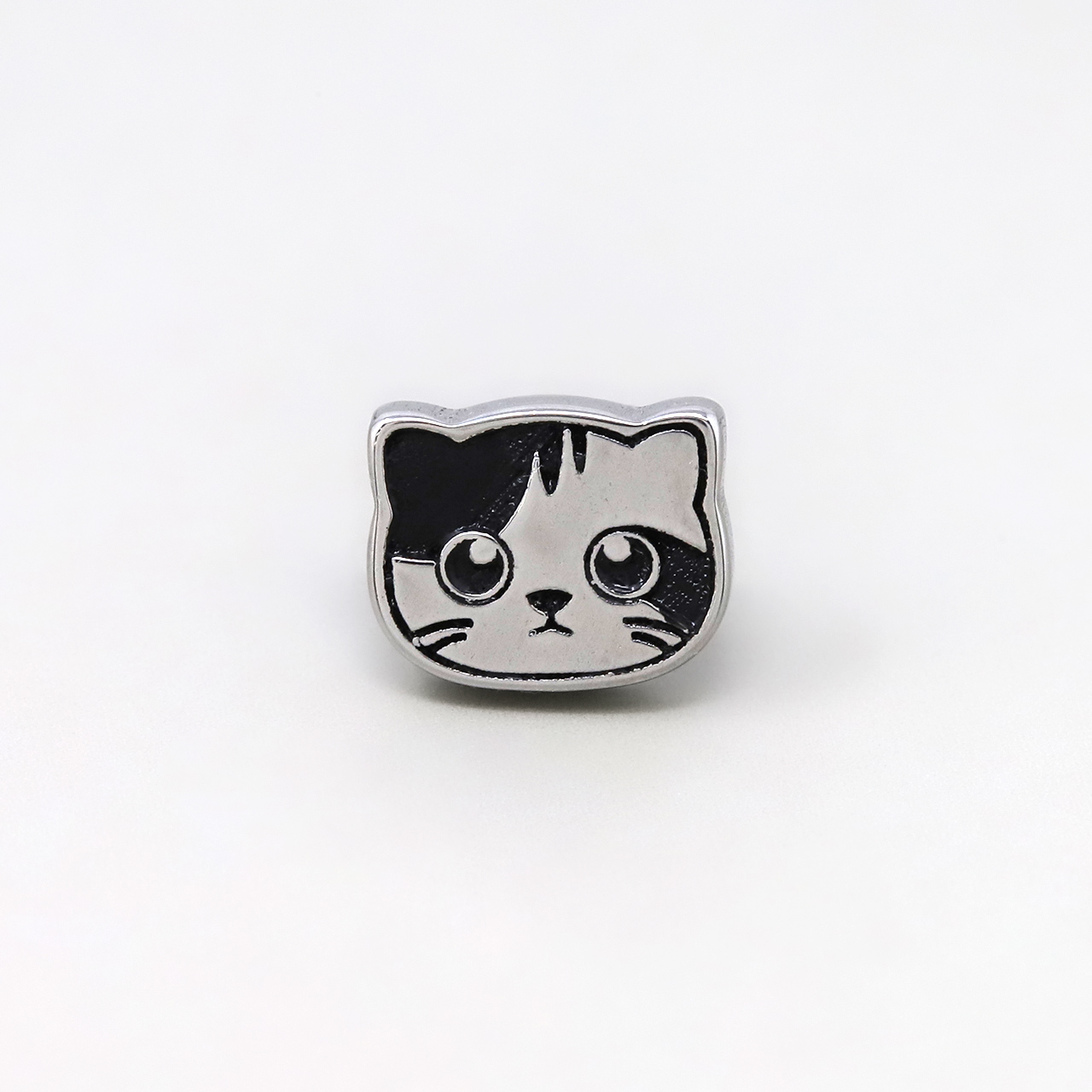 軟骨ピアス 16G ボディピアス 猫 ねこ ネコ 金属アレルギー対応 つけっぱなし 個性的 サージカルステンレス 片耳用 | 凛 RIN | 03