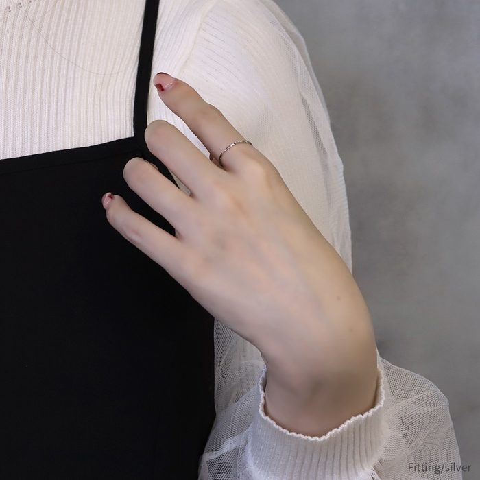 指輪 レディース リング 細い 華奢 ねじり ツイスト 可愛い おしゃれ 18Kコーティング 18金 人差し指 | 凛 RIN | 03