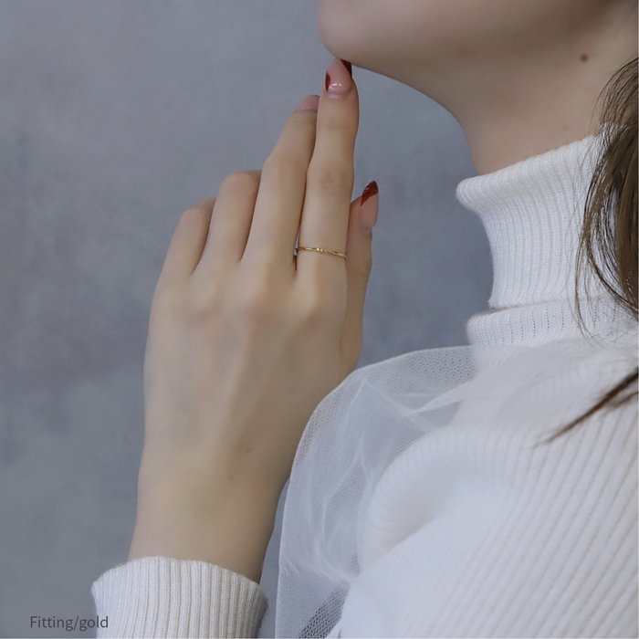 指輪 レディース リング 細い 華奢 ねじり ツイスト 可愛い おしゃれ 18Kコーティング 18金 人差し指 | 凛 RIN | 07