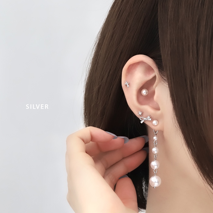 071Po【高品質✨】リボンピアス　シルバー　シンプル　ミニサイズ　大人かわいい 595c833b1c0b2c2fb9b41486a1167f