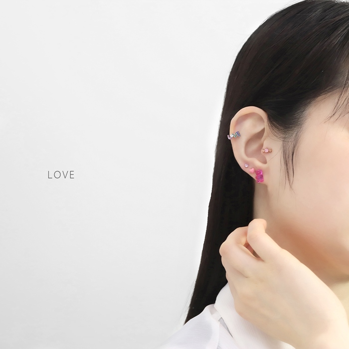 凛 RIN 軟骨ピアス 16G ボディピアス リップ くちびる LOVE 個性派