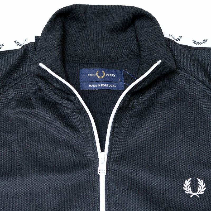 【FRED PERRY】 トラックジャケット オートミール L J4620 楽天市場】フレッドペリー FRED PERRY ジャージ テープド トラック