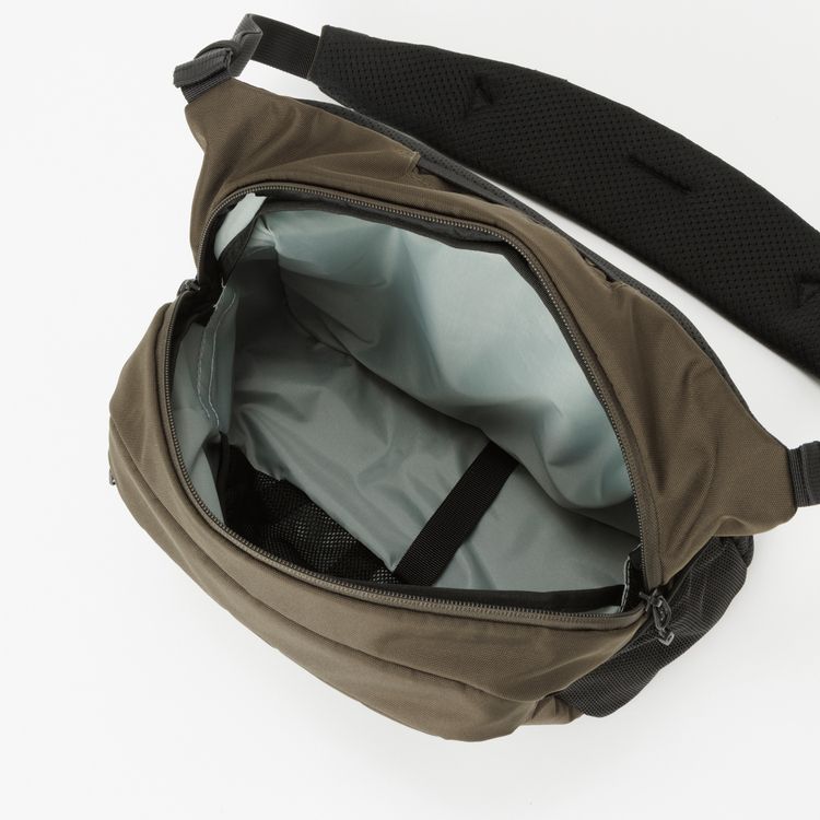 ノースフェイス THE NORTH FACE 抱っこ紐 ショルダーバッグ 日本製 ベビースリングバッグ Baby Sling Bag NNB82250