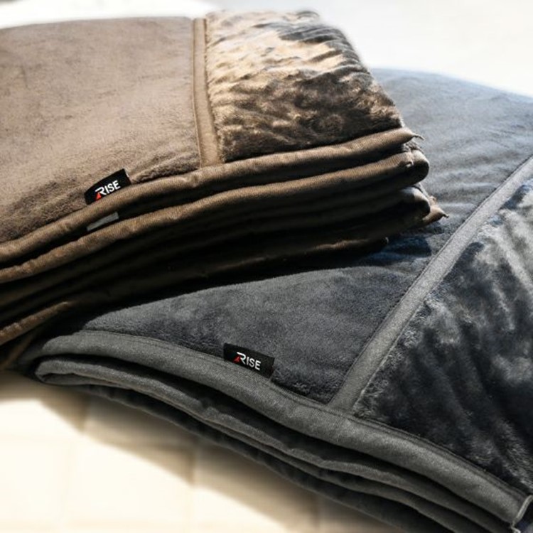 ライズ東京 あったかボリューム衿付綿入り毛布 シングル RISE WARM