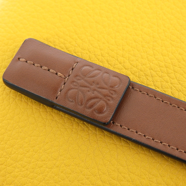 LOEWE（ロエベ） 財布 二つ折り レディース 折財布 アウトレット