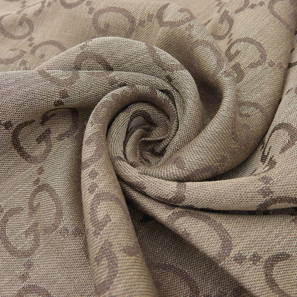 Gucci GGロゴマフラー ブラウン