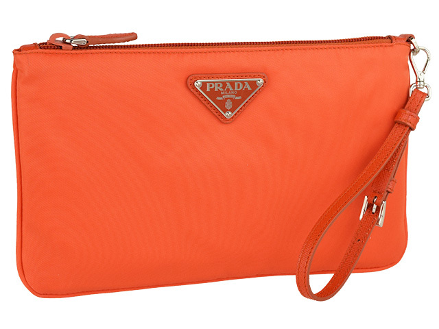 PRADA セール★ 1NH545★黒 ストラップ付 ポーチ PRADA セール☆ 1NH545☆黒 ストラップ付 ポーチ (PRADA/ポーチ