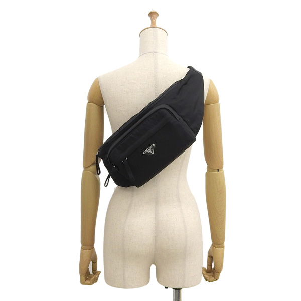 PRADA（プラダ） ボディバッグ バッグ ナイロン ブラック レディース