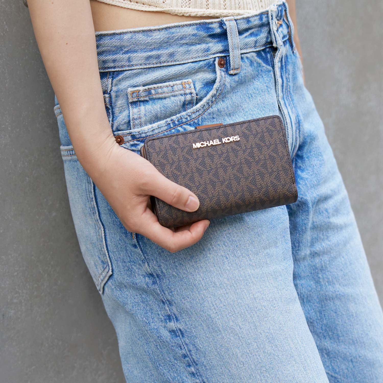 マイケルコース MICHAEL KORS 二つ折り財布 35f8gtvf2b マイケルコース MICHAEL KORS 二つ折り財布 折り畳み JET SET TRAVEL