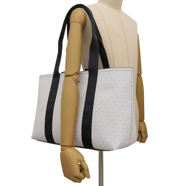 MICHAEL KORS ホワイト A4収納可 トートバッグ Michael Kors】A4収納可 JET SET TRAVEL MD CARRYALL TOTE☆ (Michael